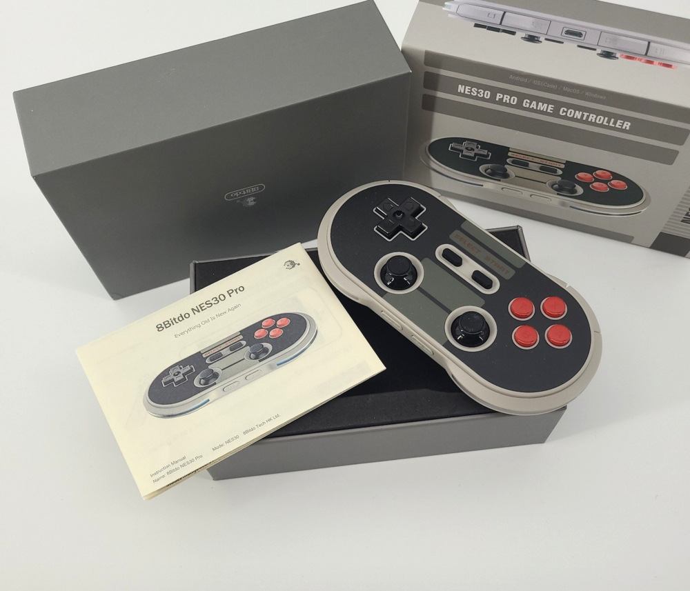 8Bitdo NES30 Pro Wireless Bluetooth Controller Gamepad PC Android Mac Boxed - Picture 5 of 14